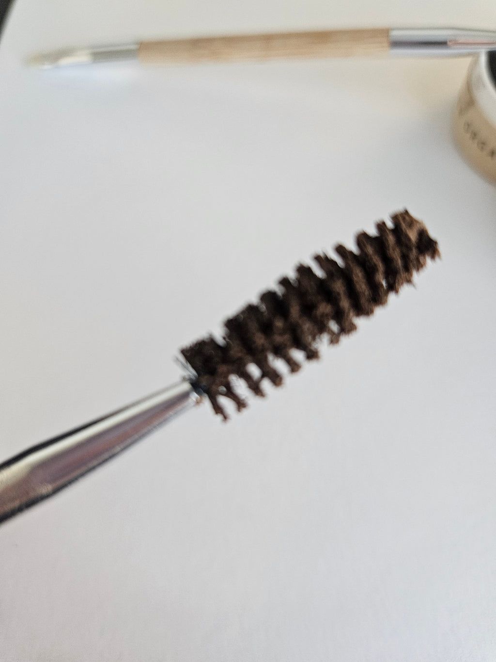 Eco-Friendly Double-Sided Bare Wood Brow & Mascara Brush