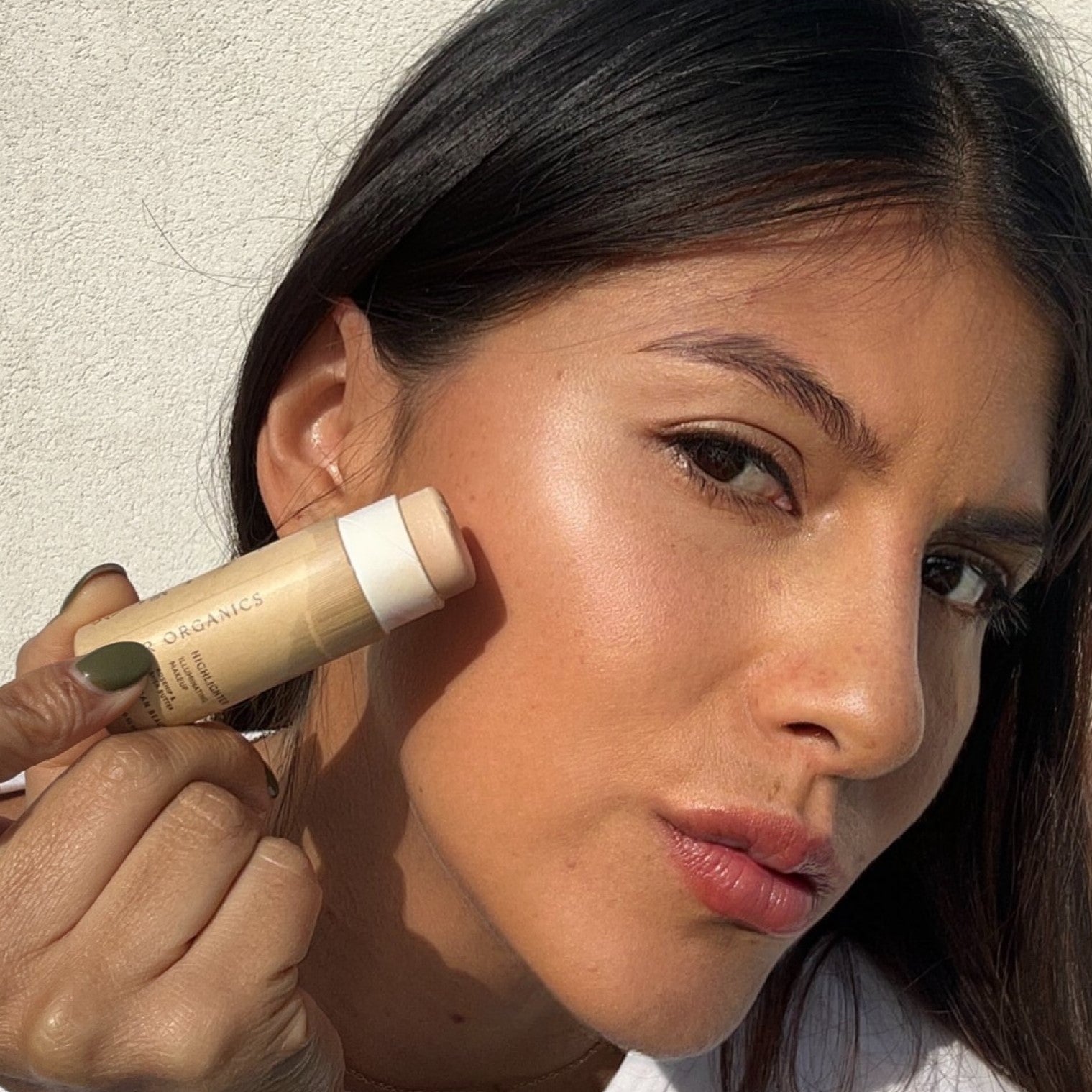 Illumi Cream Vegan Highlighter Stick